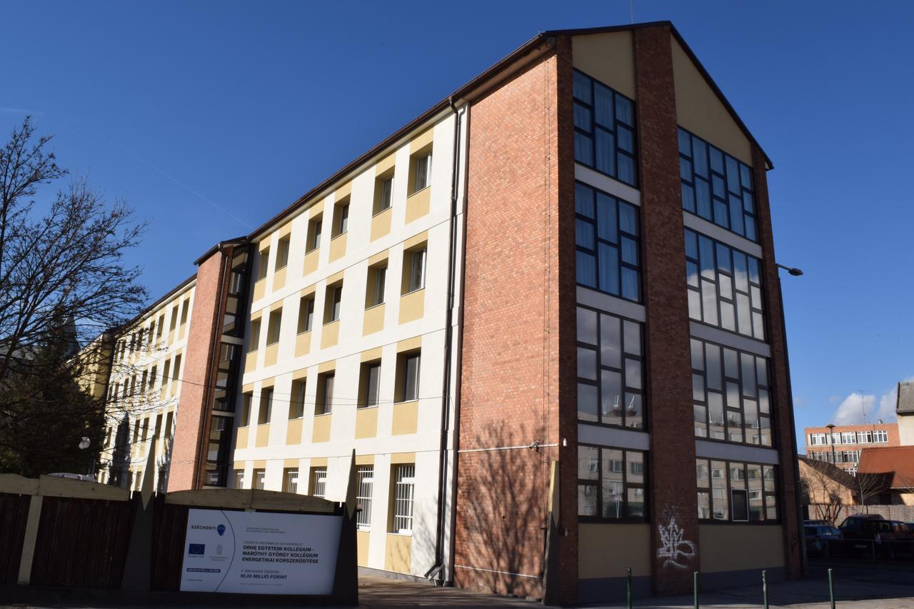 Marothi Kollegium Pansiyon Debrecen Dış mekan fotoğraf