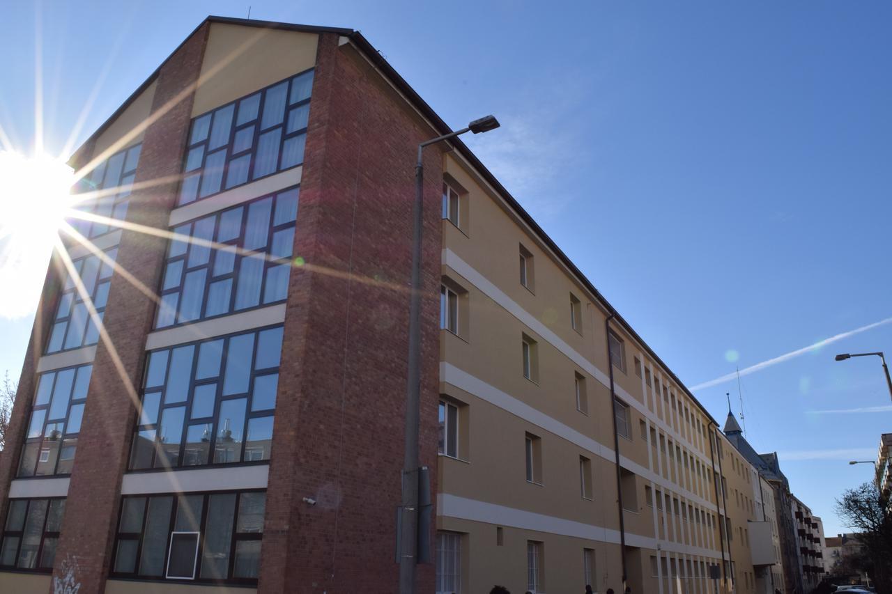 Marothi Kollegium Pansiyon Debrecen Dış mekan fotoğraf
